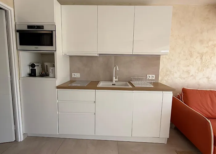 Magnifique Villa, Port Nature, Village Naturiste, 2 Pieces, 36m2, 150m De La